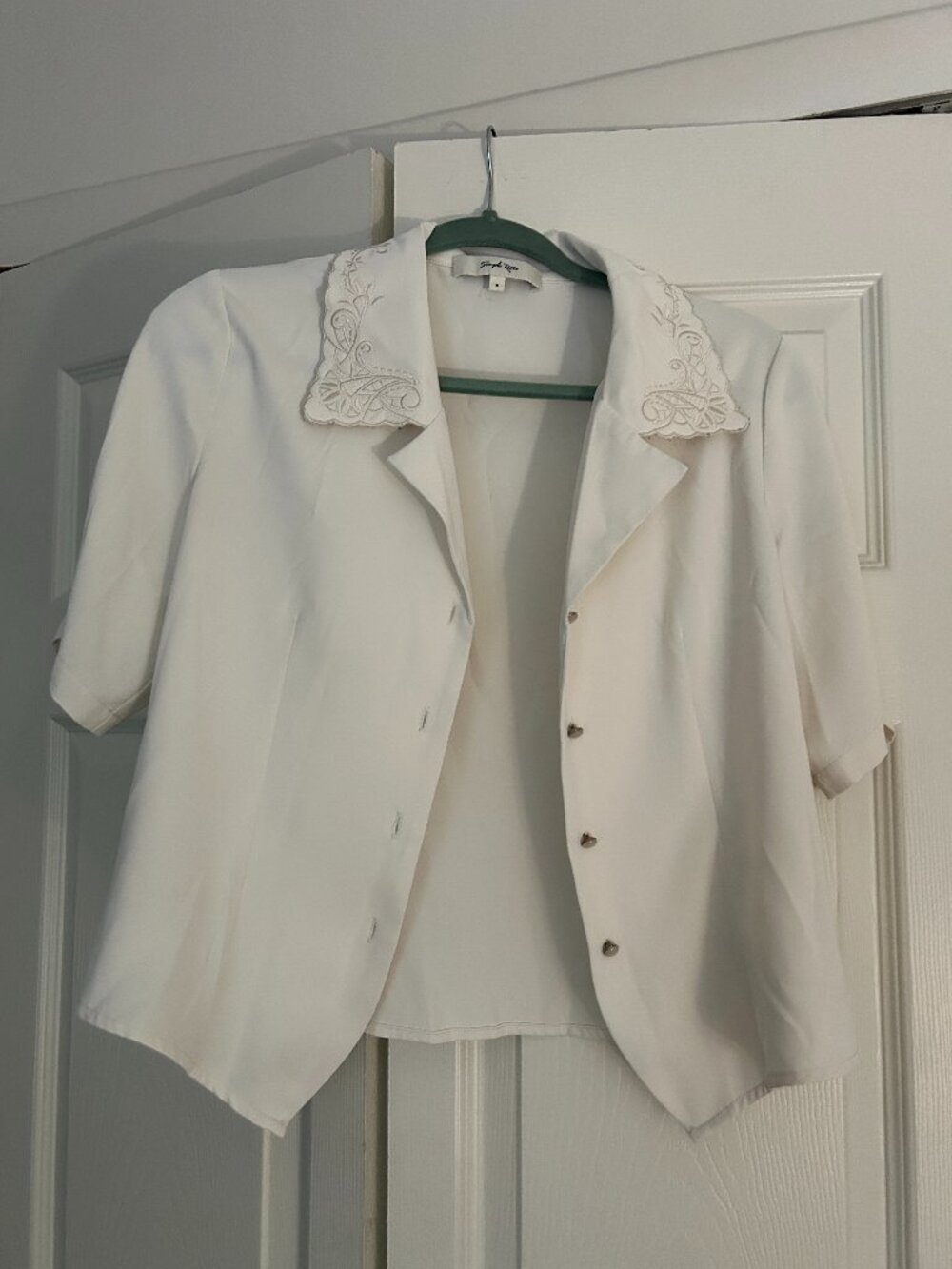 Simple Retro Apphia Lace Shirt